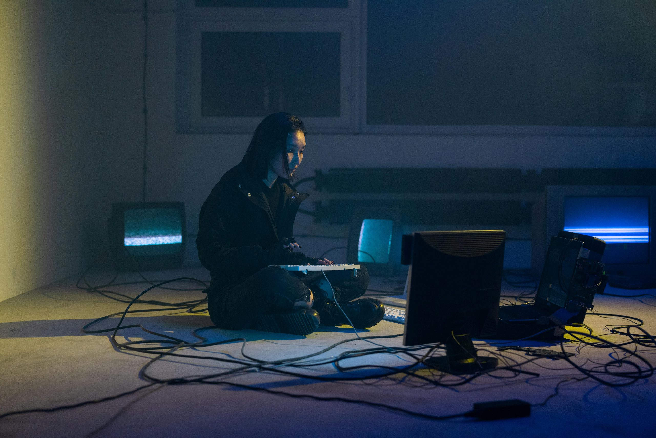 Strategies For Managing Large Classrooms Without Losing Individual Focus